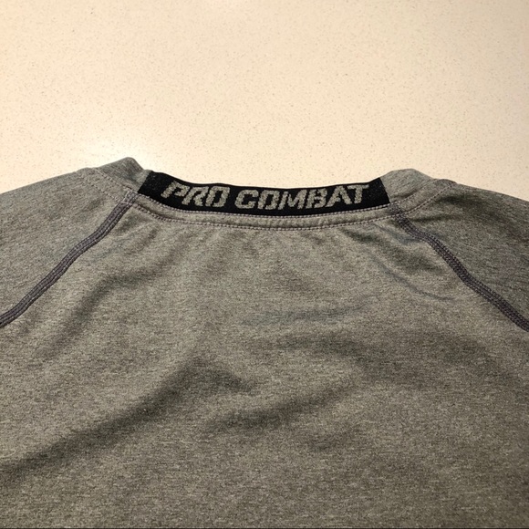 NIKE PRO COMBAT DRI-FIT COMPRESSION SHIRT - Picture 6 of 11